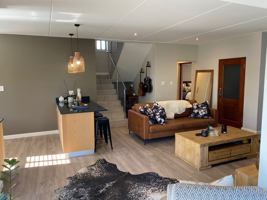 3 Bedroom Property for Sale in Graanendal Western Cape